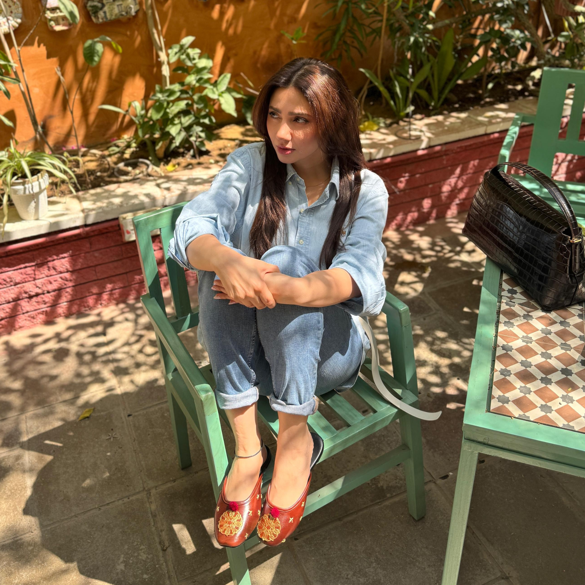 Kolhapuri chappal green 