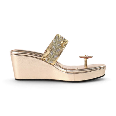 Tilla Wedge