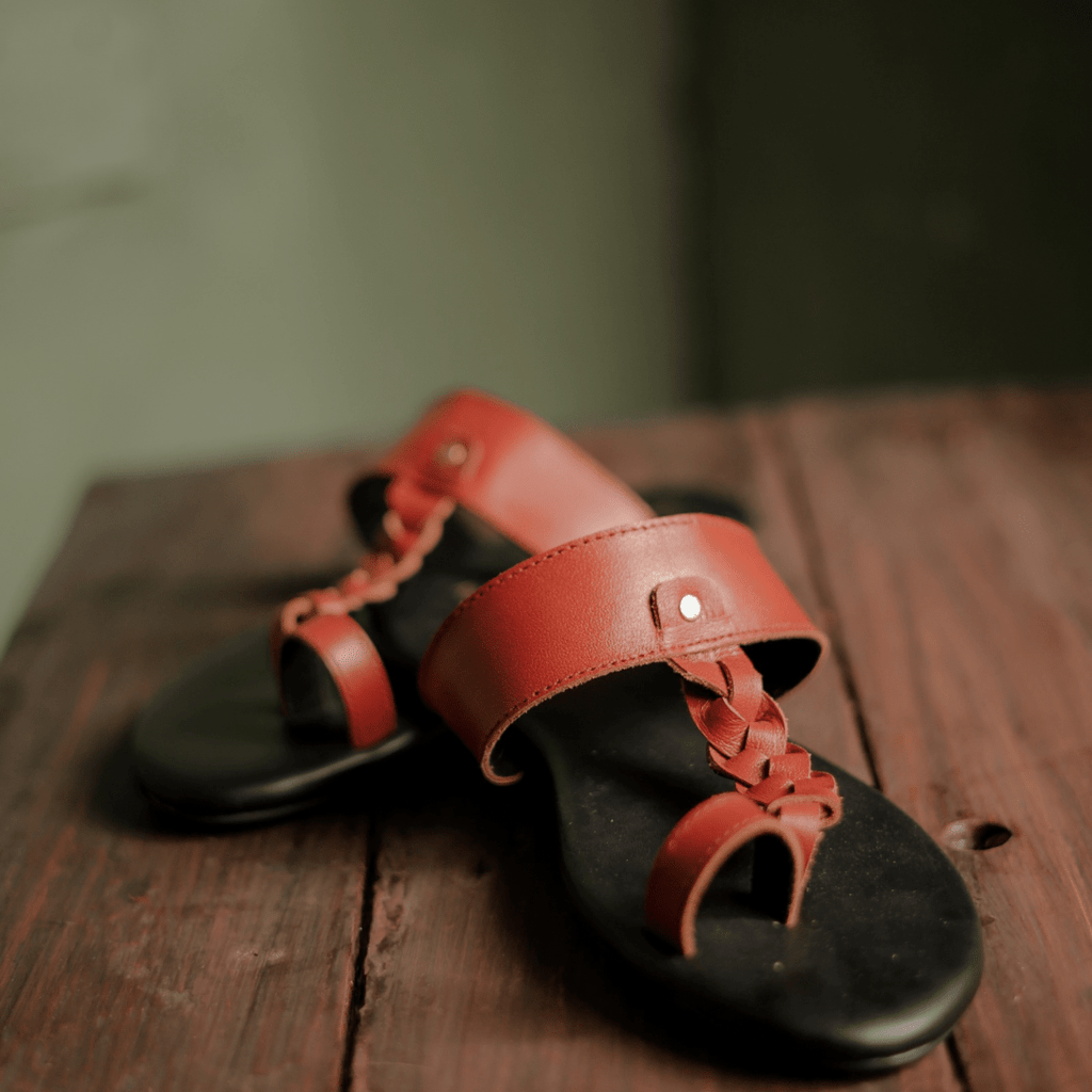 Leather chappal 