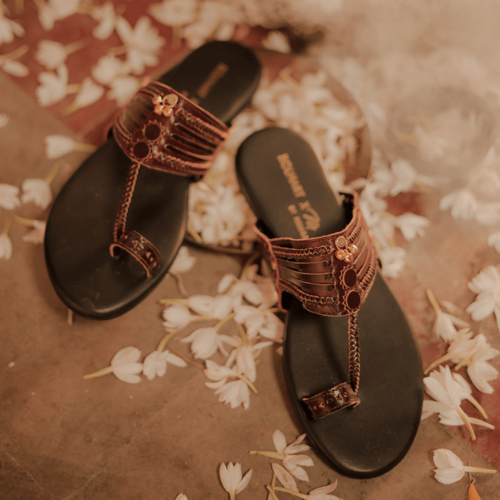 Brown leather chappal 