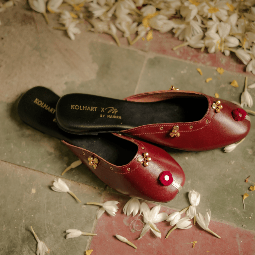 Handmade mahogany leather khussa mules