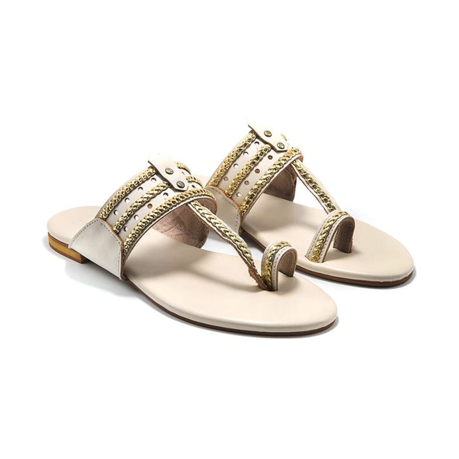 Kolhart flats AGARWOOD - WHITE AND GOLD KOLHAPURI CHAPPAL