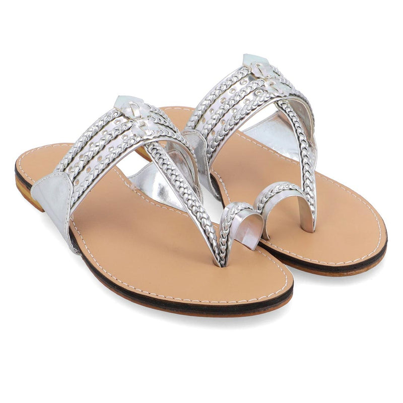 Silver kolhapuri chappal