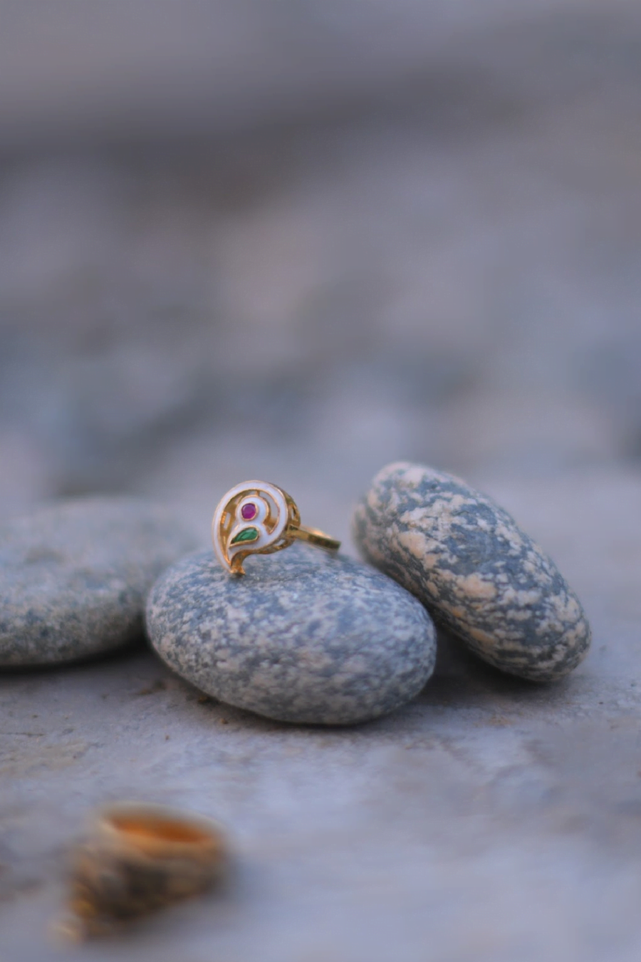 NADIRA MEENAKARI PAISELY RING