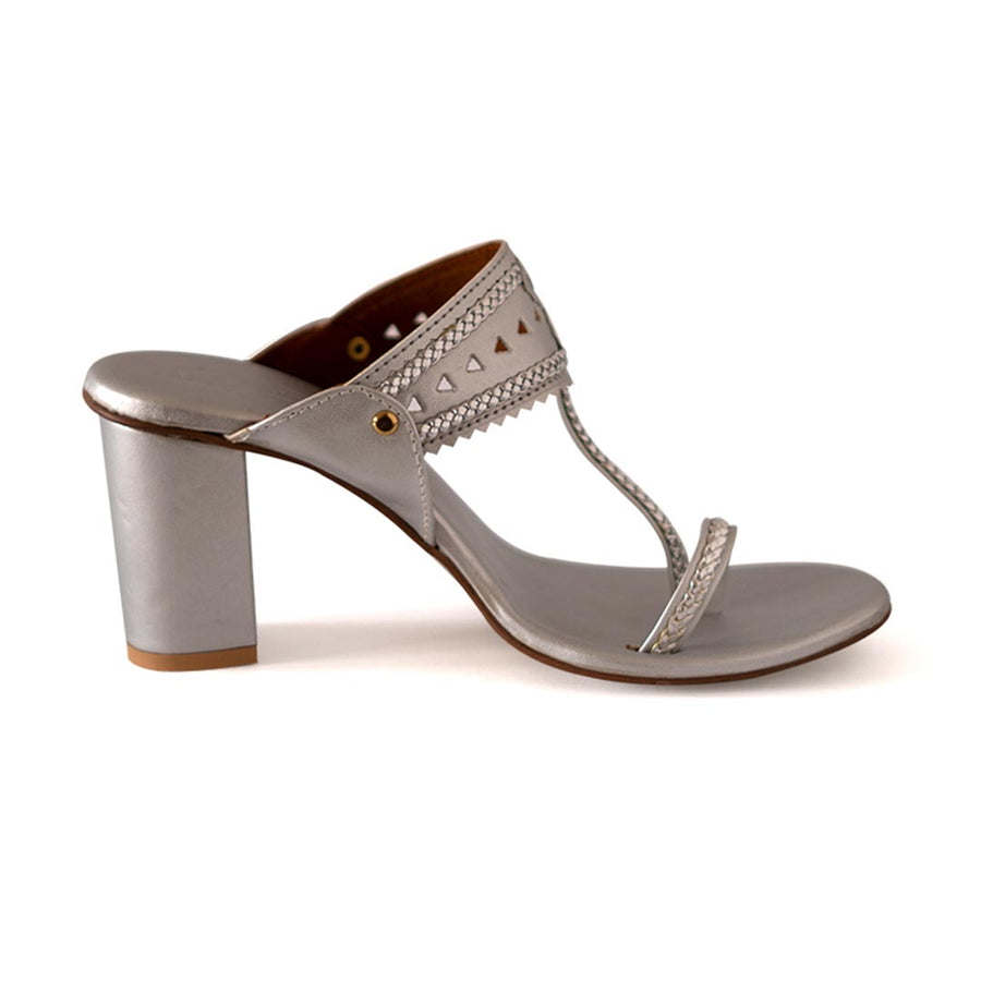 NUR - SILVER HEELS