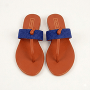 My Store flats MIA -  Slides